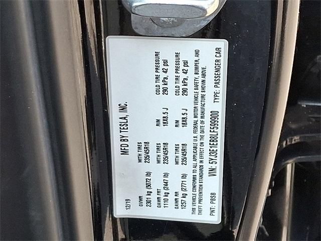 Photo of 2020 Black Tesla Model 3