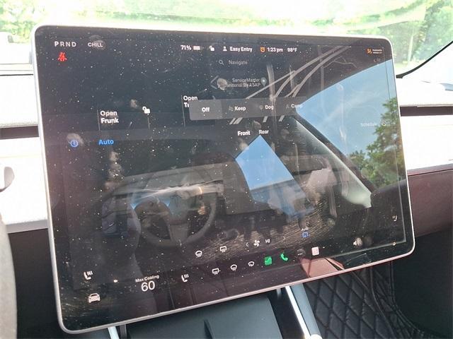 Photo of 2020 Black Tesla Model 3