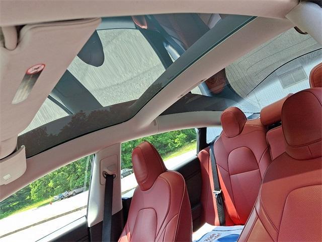Photo of 2020 Black Tesla Model 3