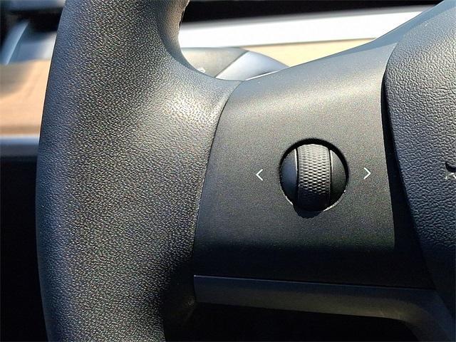 Photo of 2020 Black Tesla Model 3