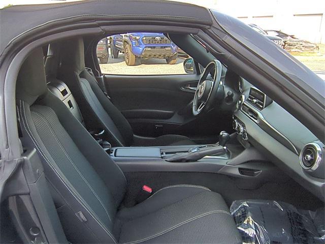 Photo of 2018 Gray Metallic FIAT 124 Spider