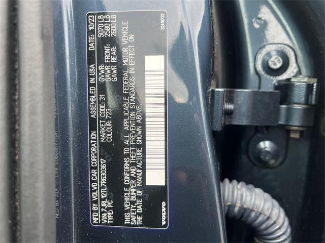 Photo of 2024 Denim Blue Metallic Volvo S60