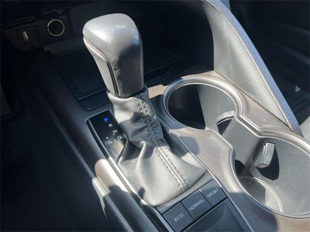 Photo of 2022 Ice Toyota Camry