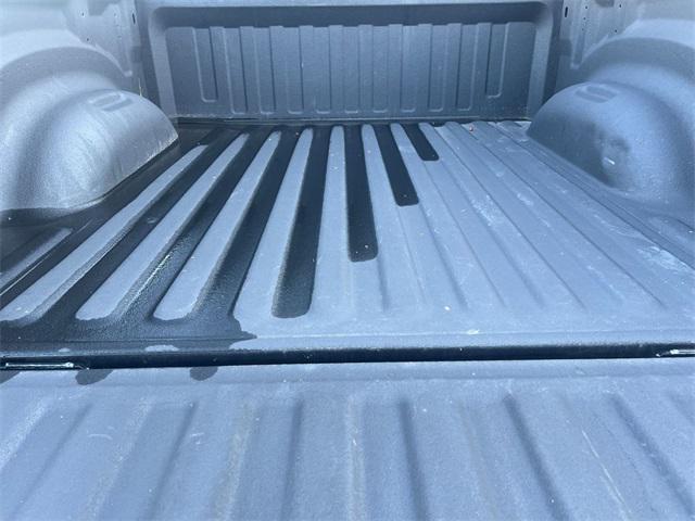 Photo of 2022 Granite Crystal Metallic Clearcoat RAM 1500
