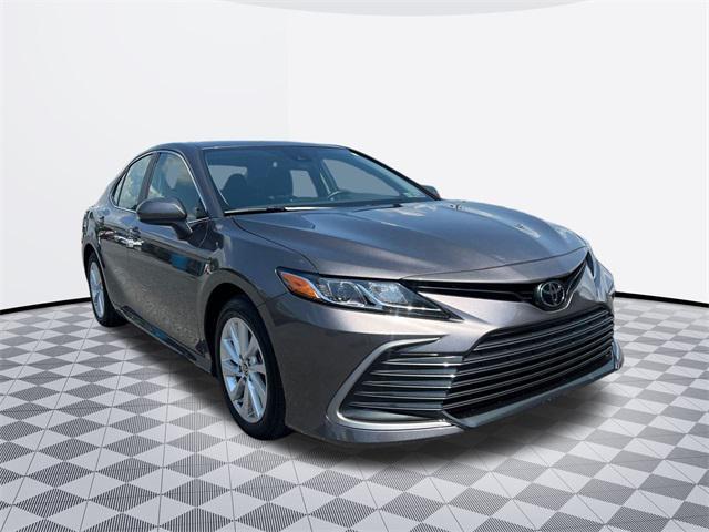 Photo of 2024 Predawn Gray Mica Toyota Camry
