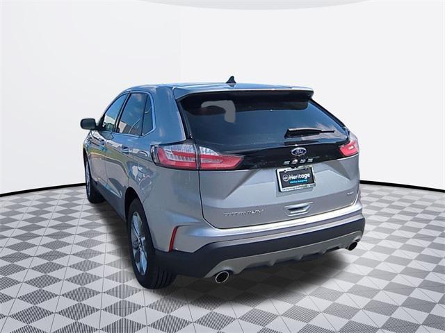 Photo of 2022 Silver Metallic Ford Edge