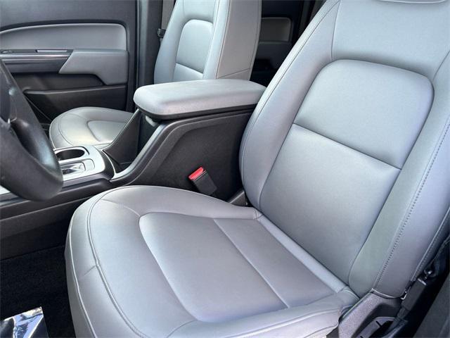 Photo of 2018 Satin Steel Metallic Chevrolet Colorado