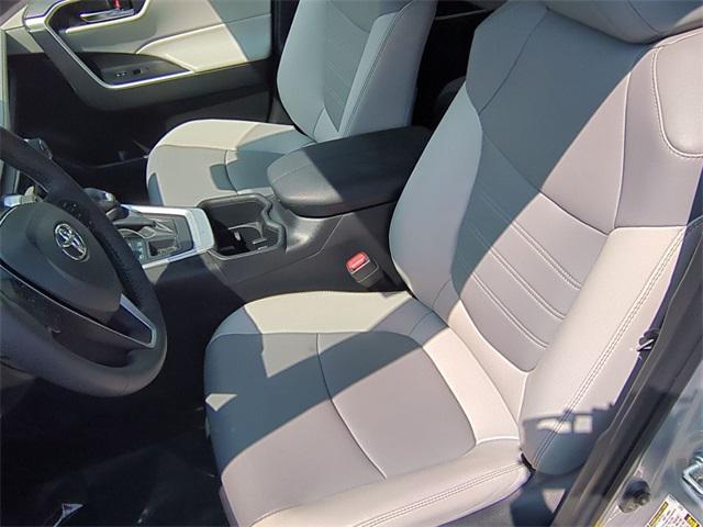 Photo of 2023 Silver Sky Metallic Toyota RAV4