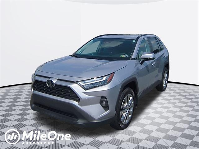 Photo of 2023 Silver Sky Metallic Toyota RAV4