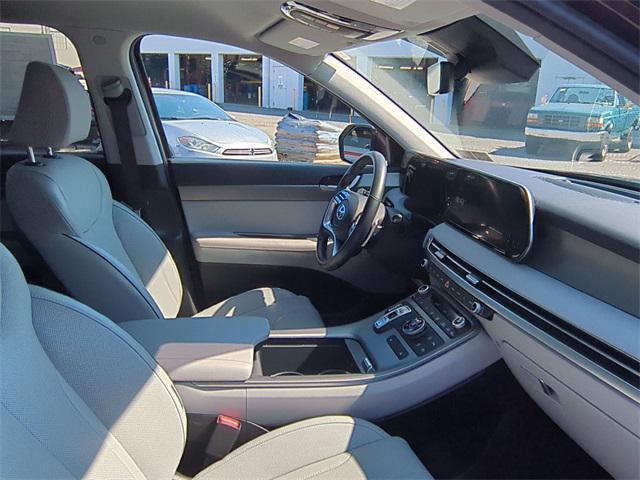 Photo of 2024 Burgundy Hyundai PALISADE