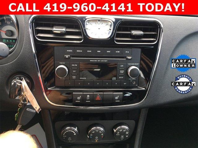 Photo of 2013 Tungsten Clearcoat Metallic Chrysler 200