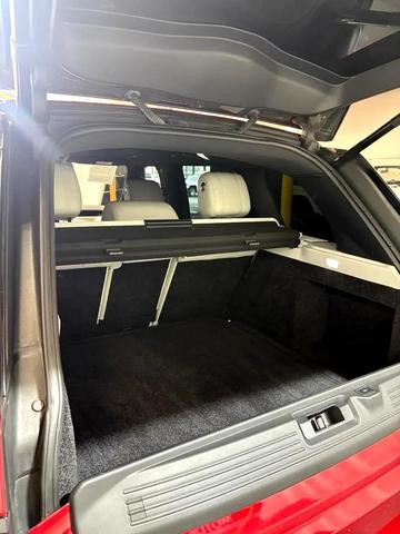 Photo of 2016 RED Land Rover Range Rover