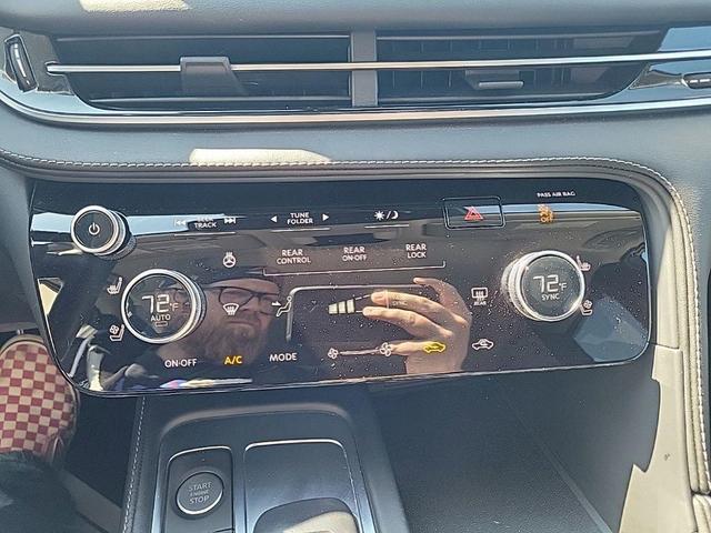 Photo of 2022 Graphite Shadow INFINITI QX60