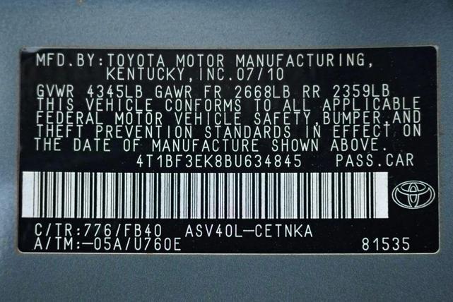 Photo of 2011 Green Toyota Camry