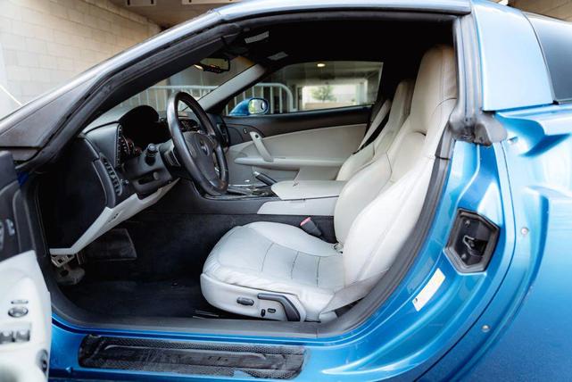 Photo of 2008 Blue Chevrolet Corvette