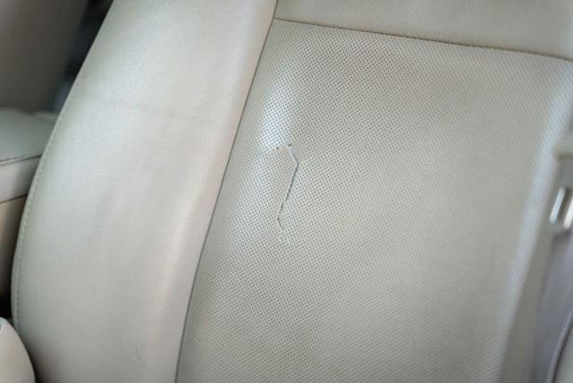 Photo of 2007 Gold Cadillac CTS