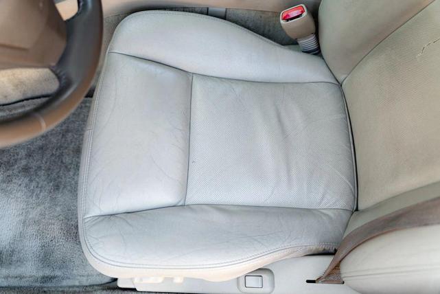 Photo of 2007 Gold Cadillac CTS