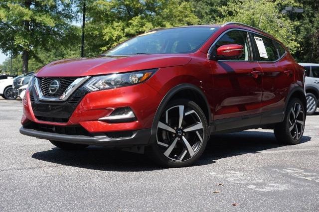 Photo of 2022 Scarlet Ember Nissan Rogue Sport