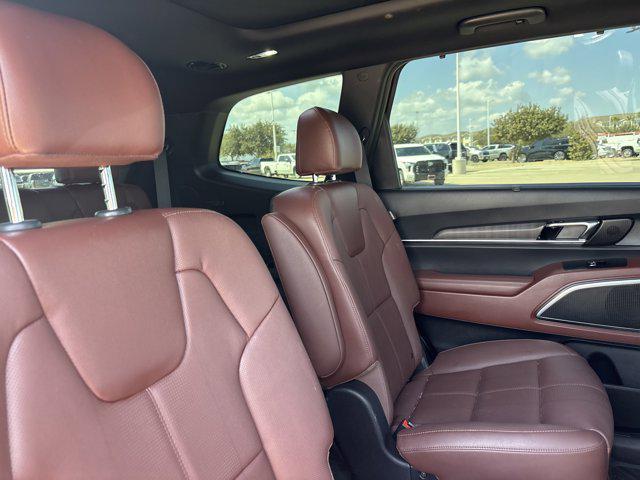 Photo of 2024 Dawning Red Kia Telluride