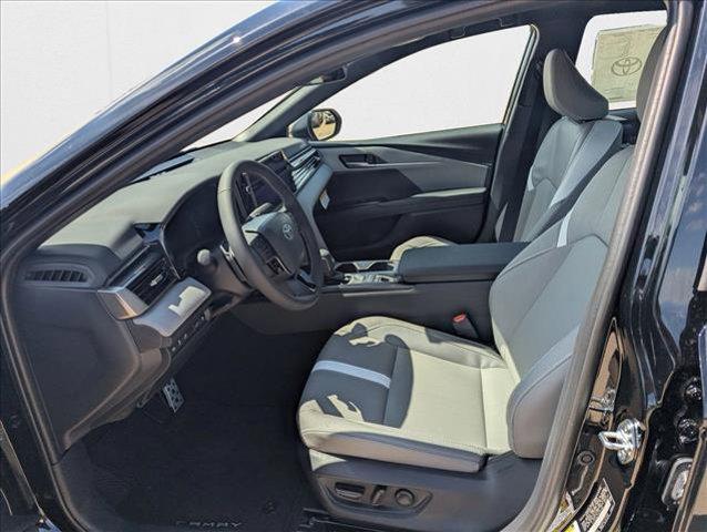 Photo of 2025 Midnight Black Metallic Toyota Camry