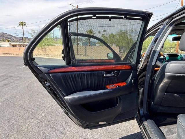 Photo of 2004 Black Onyx Lexus LS 430