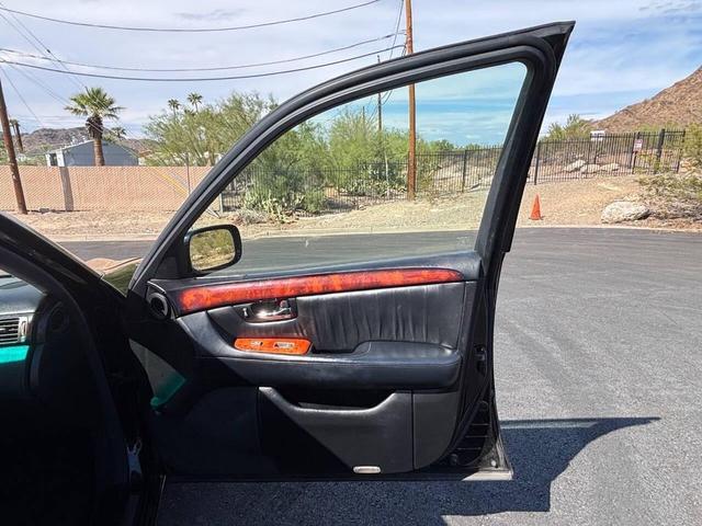 Photo of 2004 Black Onyx Lexus LS 430