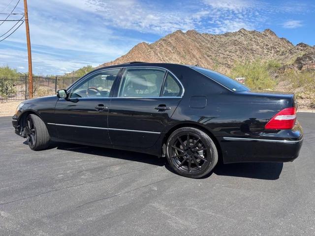 Photo of 2004 Black Onyx Lexus LS 430