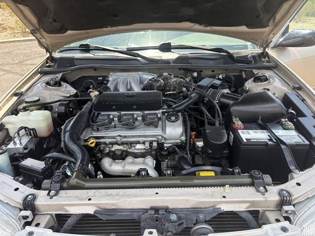 Photo of 1998 Champagne Toyota Camry