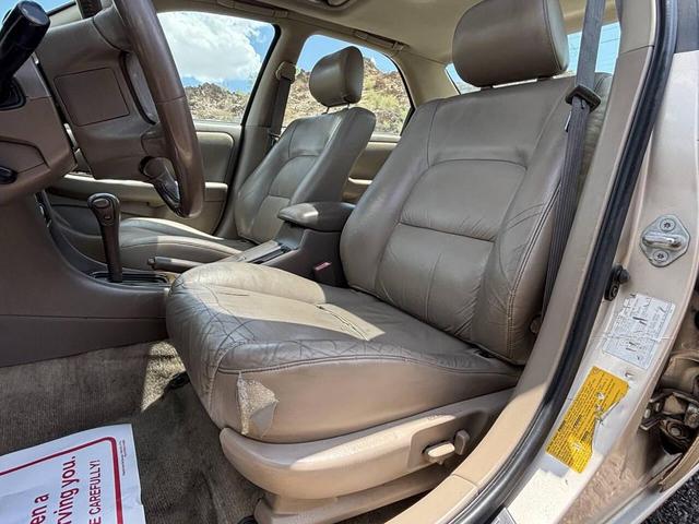 Photo of 1998 Champagne Toyota Camry