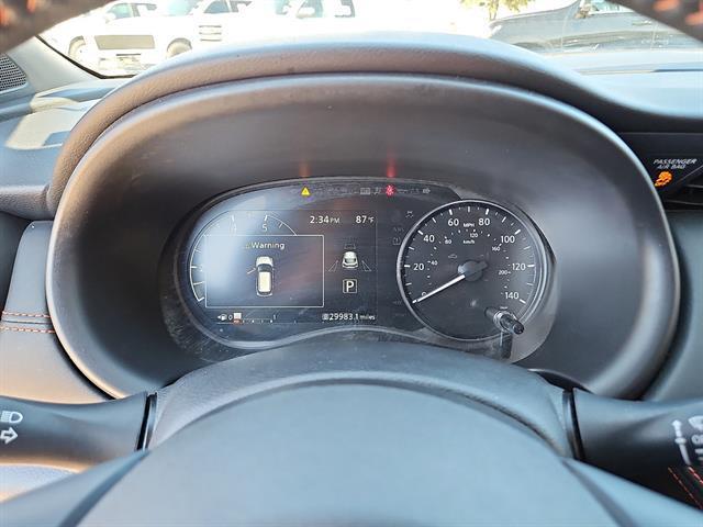 Photo of 2024 Electric Blue Metallic Nissan Kicks