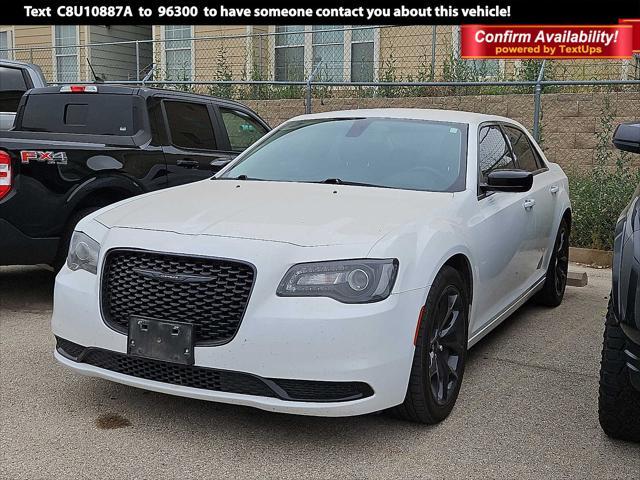 2021 Chrysler 300