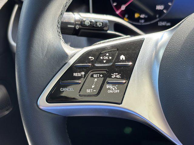 Photo of 2023 Black Mercedes-Benz GLC 300