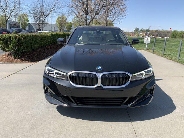 Photo of 2025 Black Sapphire Metallic BMW 330