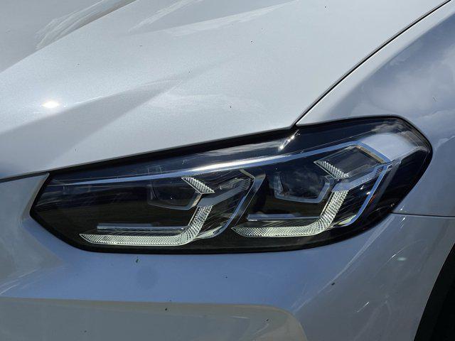 Photo of 2023 Mineral White Metallic BMW X3