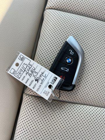 Photo of 2023 Mineral White Metallic BMW X3