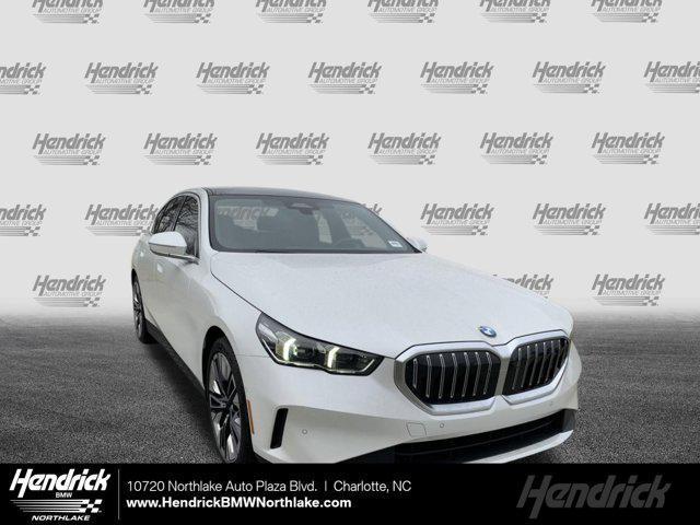 2025 BMW 530