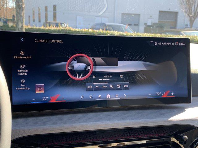 Photo of 2025 Black Sapphire Metallic BMW 330