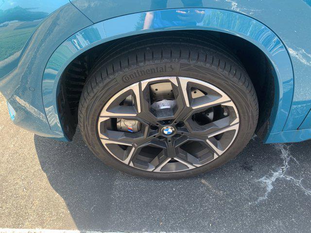 Photo of 2025 Blue Bay Lagoon Metallic BMW X1