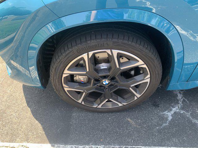 Photo of 2025 Blue Bay Lagoon Metallic BMW X1