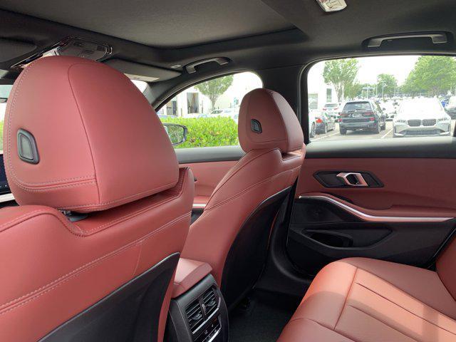 Photo of 2025 Brooklyn Grey Metallic BMW 330
