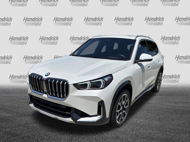 Photo of 2025 Mineral White Metallic BMW X1