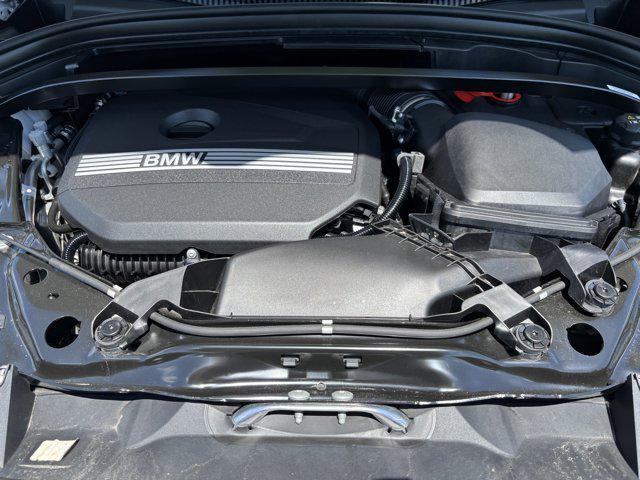 Photo of 2025 Mineral White Metallic BMW X1