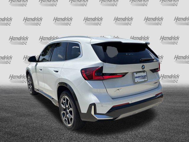 Photo of 2025 Mineral White Metallic BMW X1
