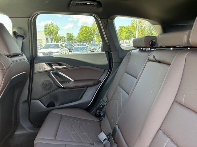 Photo of 2025 Mineral White Metallic BMW X1