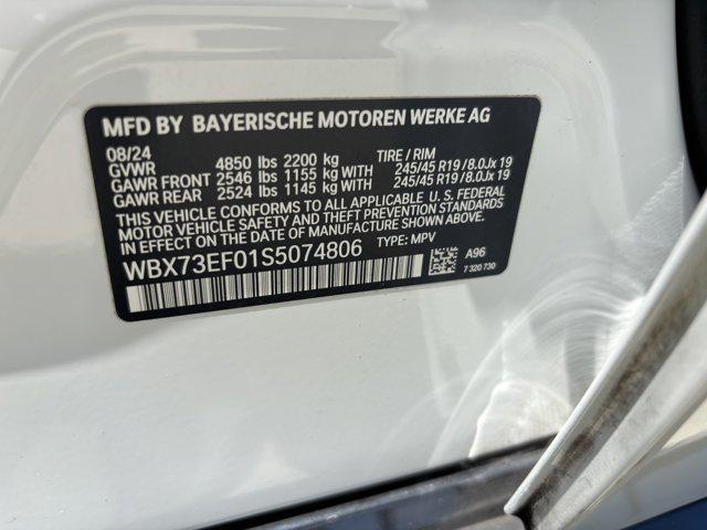 Photo of 2025 Mineral White Metallic BMW X1