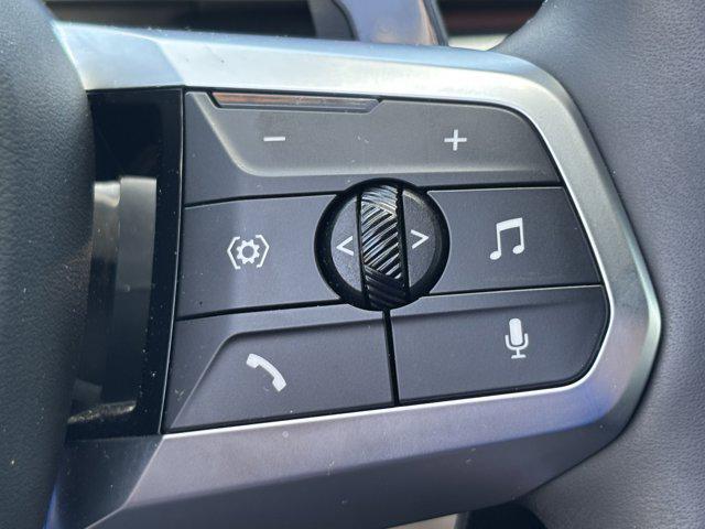 Photo of 2024 Mineral White Metallic BMW X1