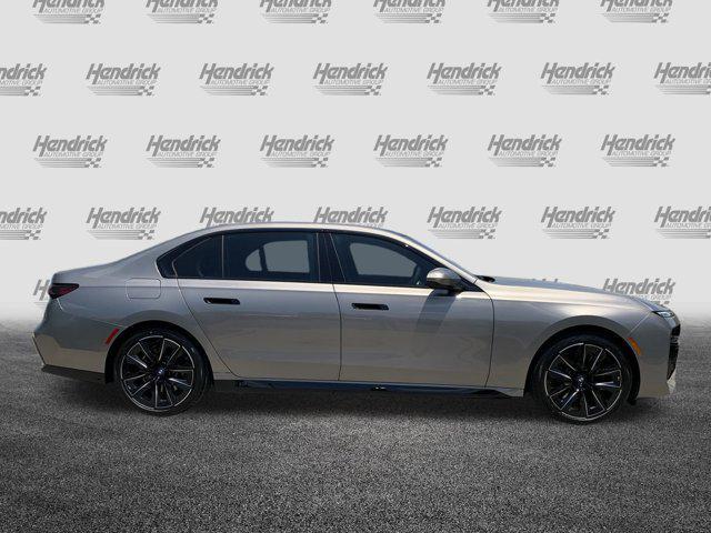 Photo of 2025 Oxide Grey Metallic BMW 740