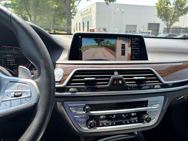 Photo of 2022 Dravit Grey Metallic BMW 740