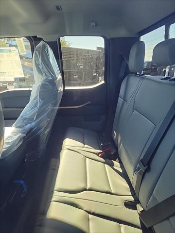 Photo of 2025 Green Ford F-350