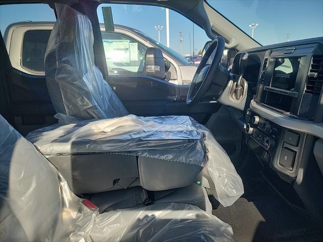 Photo of 2025 Green Ford F-350